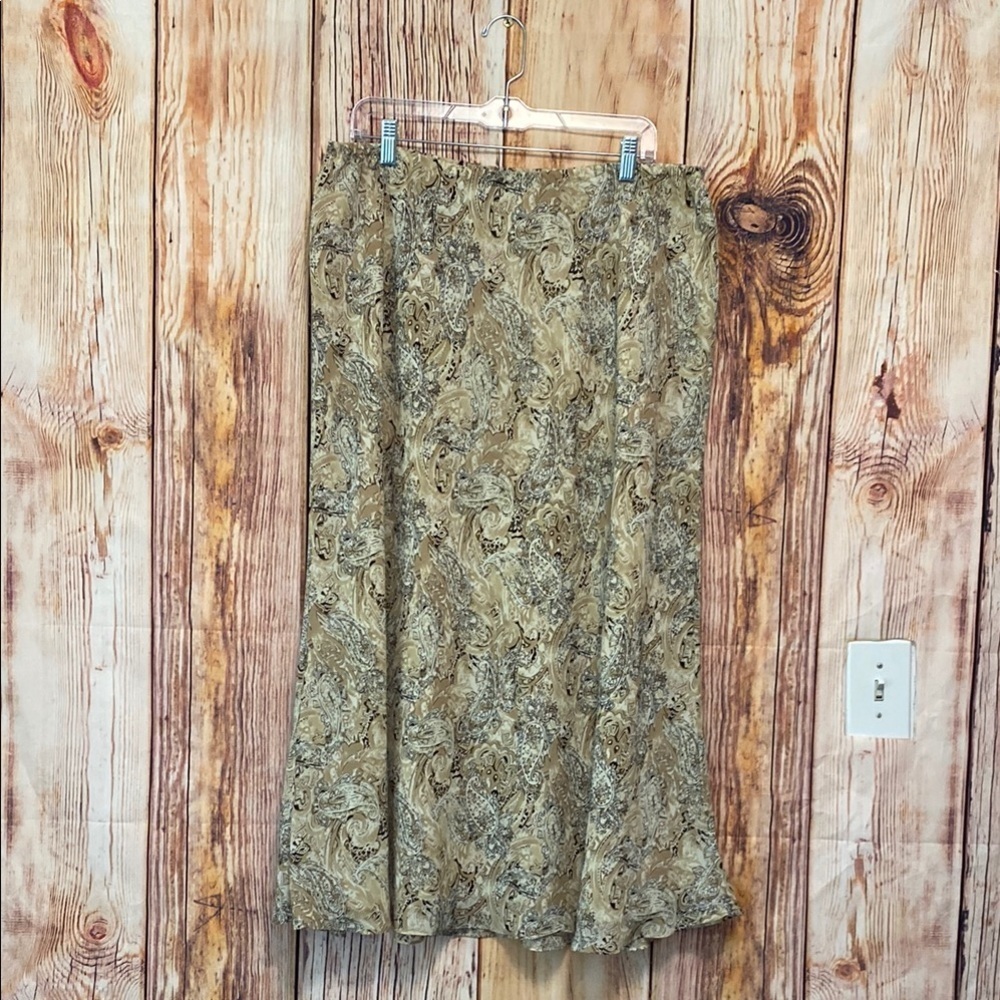 Women Size 18 Plaza South Paisley Geometric Design Skirt Beige & Cream Color